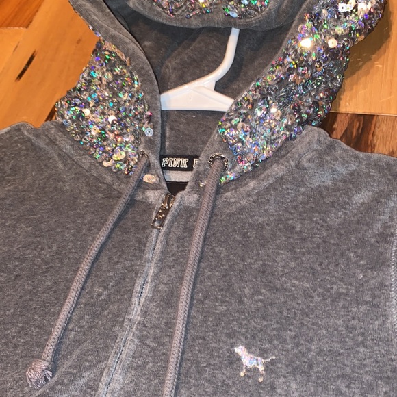 NWOT~VINTAGE VICTORIAS SECRET PINK VELOUR SEQUIN ZIP UP HOODIE~WOMENS XS - Picture 4 of 6
